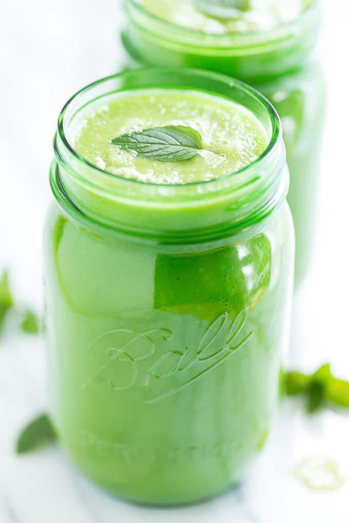 Beat the Heat: Refreshing Minty Pineapple Cucumber Smoothie Recipe